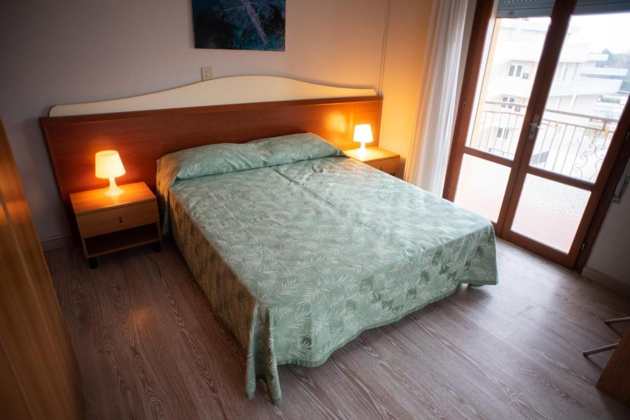 Hotel Umberto Rosolina Mare Ngoại thất bức ảnh